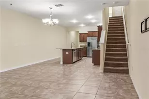 2011 Hawks View Dr, Ruskin, FL 33570 - Photo 15