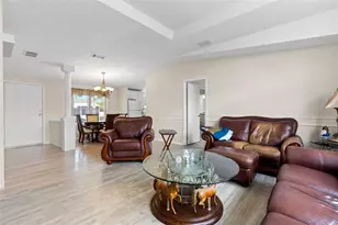 166 Americana Ct NE, Saint Petersburg, FL 33702 - Photo 7