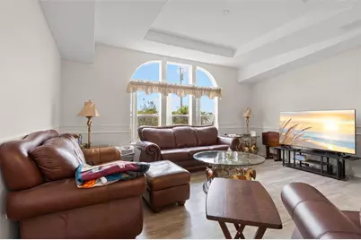 166 Americana Court NE #224, Saint Petersburg, FL 33702 - Photo 9