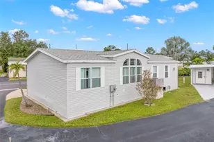 166 Americana Ct NE, Saint Petersburg, FL 33702 - Photo 29