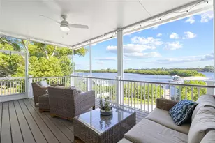 1512 Riverside Dr, Tarpon Springs, FL 34689 - Photo 29