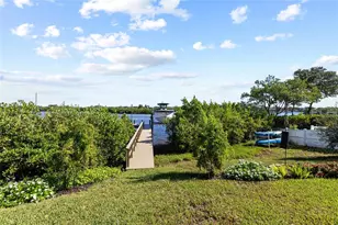 1512 Riverside Dr, Tarpon Springs, FL 34689 - Photo 5