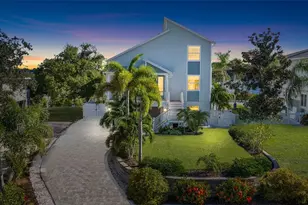 1512 Riverside Dr, Tarpon Springs, FL 34689 - Photo 55