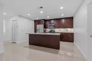 7047 Silvermill Dr, Tampa, FL 33635 - Photo 11