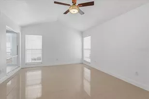 7047 Silvermill Dr, Tampa, FL 33635 - Photo 7