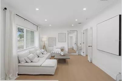 1962 15th Avenue S, Saint Petersburg, FL 33712 - Photo 3