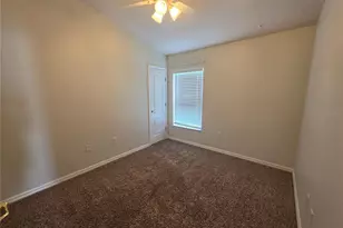 6731 Lake Rochester Ln, Gibsonton, FL 33534 - Photo 15