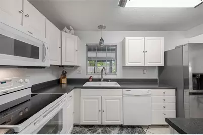 3705 W Tyson Avenue, Tampa, FL 33611 - Photo 7