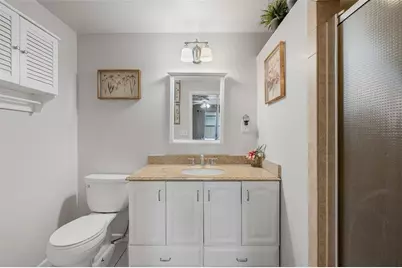 3705 W Tyson Avenue, Tampa, FL 33611 - Photo 15