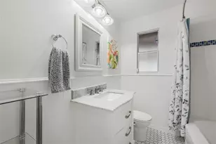 3705 W Tyson Ave, Tampa, FL 33611 - Photo 11