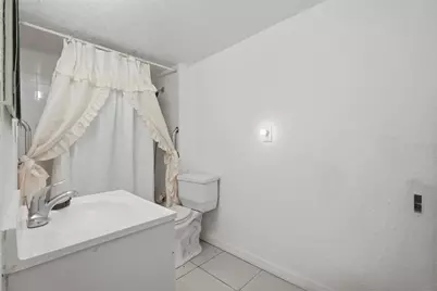 4722 Autumn Palm Drive, Zephyrhills, FL 33542 - Photo 17