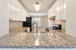 13741 Juniper Blossom Dr, Tampa, FL 33618 - Photo 15