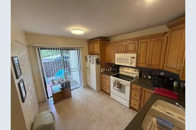 4031 Bluff Oak Court, Palm Harbor, FL 34684 - Photo 7