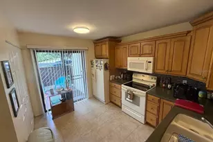 4031 Bluff Oak Ct, Palm Harbor, FL 34684 - Photo 7