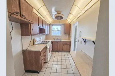 3128 59th Street S #203, Gulfport, FL 33707 - Photo 5