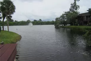 875 S Village Dr N, Saint Petersburg, FL 33716 - Photo 5