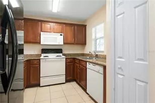 233 Penmark Stone Pl, Valrico, FL 33594 - Photo 7