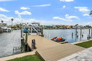 11425 5th St E, Treasure Island, FL 33706 - Photo 27