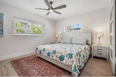 11425 5th Street E, Treasure Island, FL 33706 - Photo 23