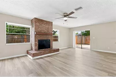 4218 Empire Place, Tampa, FL 33610 - Photo 7
