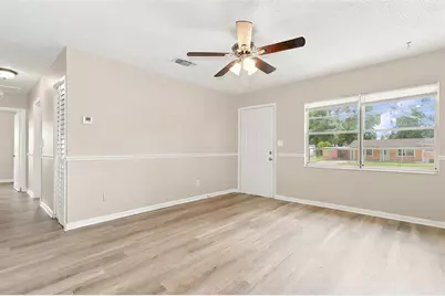 4218 Empire Place, Tampa, FL 33610 - Photo 5