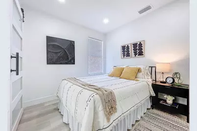 2711 W Cordelia Street, Tampa, FL 33607 - Photo 27