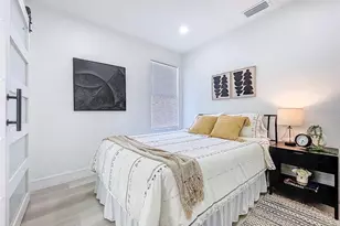 2711 W Cordelia St, Tampa, FL 33607 - Photo 27