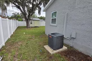 [Address not provided], Tampa, FL 33617 - Photo 9