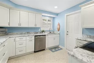 1206 Bayshore Blvd, Indian Rocks Beach, FL 33785 - Photo 21