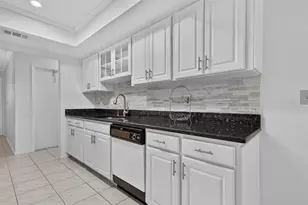 2329 Lancaster Dr, Sun City Center, FL 33573 - Photo 17