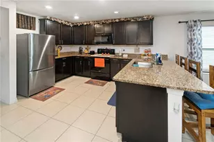 1007 Culbreath Grn Ct, Ruskin, FL 33570 - Photo 9