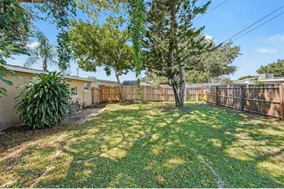 10151 114th Terrace N, Largo, FL 33773 - Photo 11