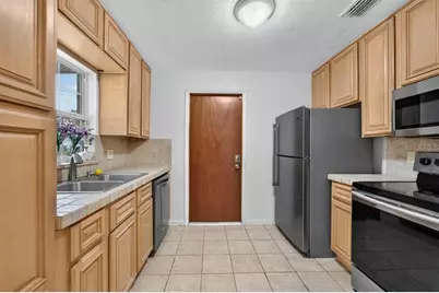 820 Blackberry Lane, Brandon, FL 33511 - Photo 3