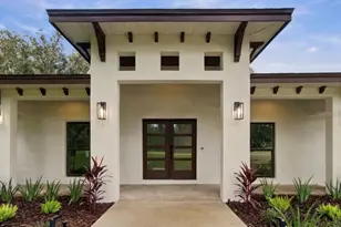 17505 Canal Shores Dr, Odessa, FL 33556 - Photo 3