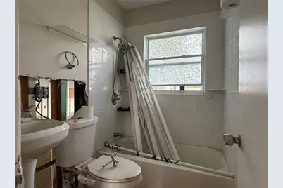 321 83rd Avenue NE, Saint Petersburg, FL 33702 - Photo 7