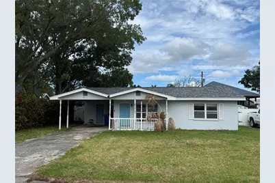 321 83rd Avenue NE, Saint Petersburg, FL 33702 - Photo 1