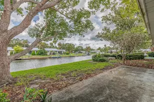 11255 W Bayshore Dr, Crystal River, FL 34429 - Photo 11