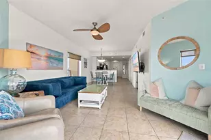 11605 Gulf Blvd, Treasure Island, FL 33706 - Photo 9