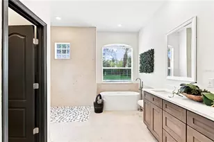 4505 Bloomsbury Ct, Tampa, FL 33624 - Photo 19