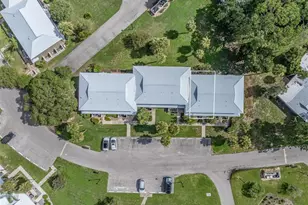 11543 W Bayshore Dr, Crystal River, FL 34423 - Photo 3