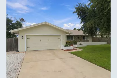 8830 140th Street N, Seminole, FL 33776 - Photo 3