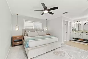 8830 140th St N, Seminole, FL 33776 - Photo 25
