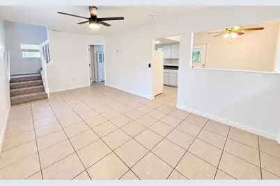 904 Two House Lane, Brandon, FL 33510 - Photo 7