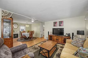 18 Drury Ln, Tarpon Springs, FL 34689 - Photo 15