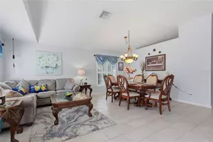 12402 Tree Pointe Ct, Riverview, FL 33578 - Photo 5