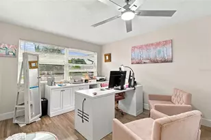 8401 Boulder Pl, Tampa, FL 33615 - Photo 13
