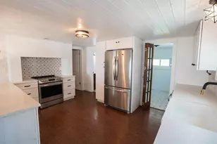 1112 W Kirby St, Tampa, FL 33604 - Photo 5