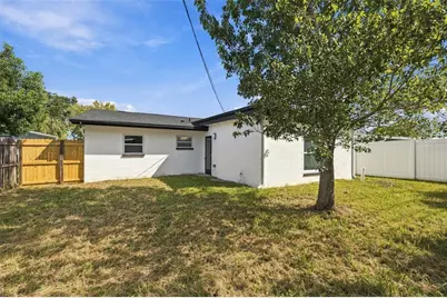 5550 21st Ave N, Saint Petersburg, FL 33710 - Photo 27