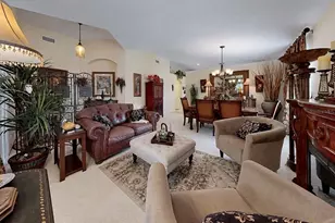 2348 Roanoke Springs Dr, Ruskin, FL 33570 - Photo 5