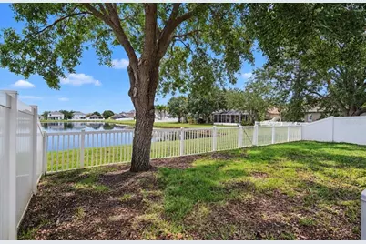 2348 Roanoke Springs Drive, Ruskin, FL 33570 - Photo 31
